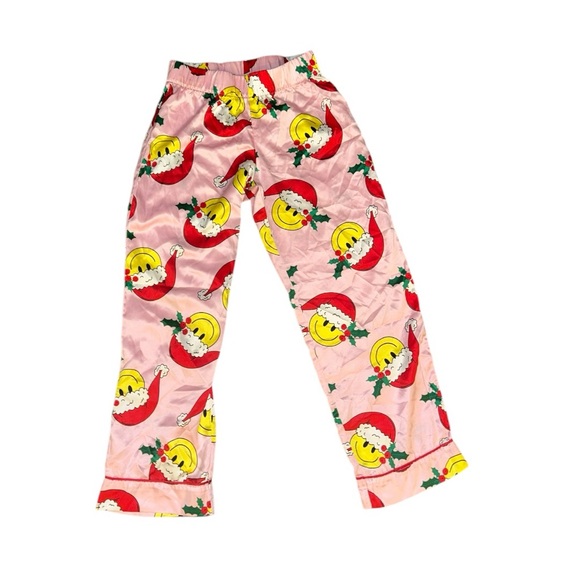 NEW ART CLASS Smiley Faces With Santa Hat Girls Button Down Christmas Pajamas - Picture 10 of 10